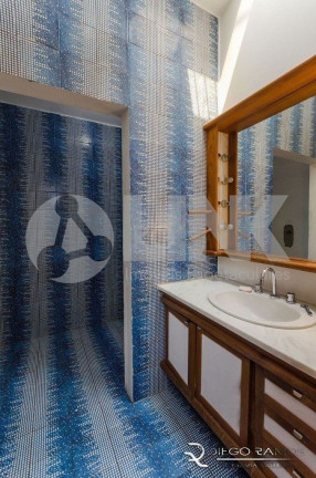 Imagem Casa com 5 Quartos à Venda, 530 m² em Jardim Lindóia - Porto Alegre Imagem Casa com 5 Quartos à Venda, 530 m² em Jardim Lindóia - Porto Alegre