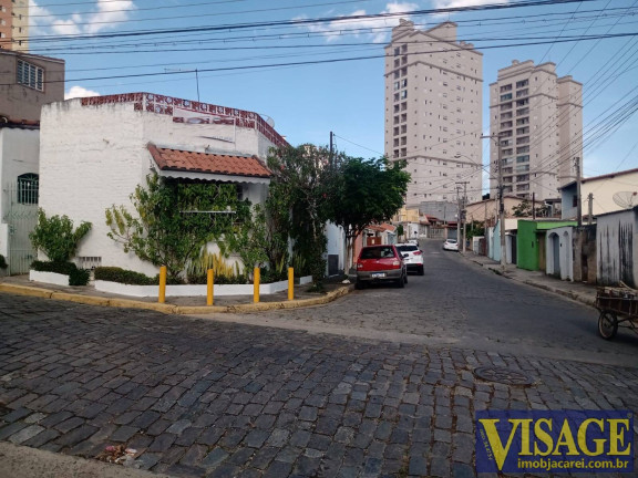 Imagem Casa com 4 Quartos à Venda, em Centro - Jacareí Imagem Casa com 4 Quartos à Venda, em Centro - Jacareí