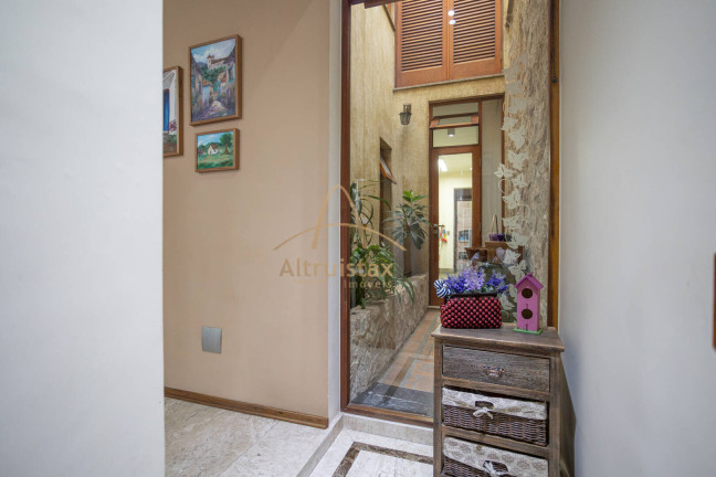 Imagem Casa com 3 Quartos à Venda, 312 m² em Vila Campesina - Osasco Imagem Casa com 3 Quartos à Venda, 312 m² em Vila Campesina - Osasco