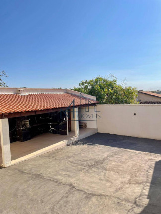 Imagem Casa com 3 Quartos à Venda, 300 m² em Setor Grajaú - Goiânia Imagem Casa com 3 Quartos à Venda, 300 m² em Setor Grajaú - Goiânia