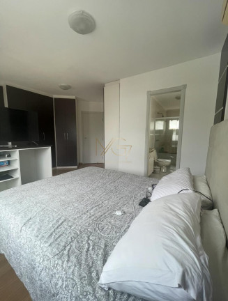Imagem Sobrado com 3 Quartos à Venda, 202 m² em Jardim Das Américas - Curitiba Imagem Sobrado com 3 Quartos à Venda, 202 m² em Jardim Das Américas - Curitiba