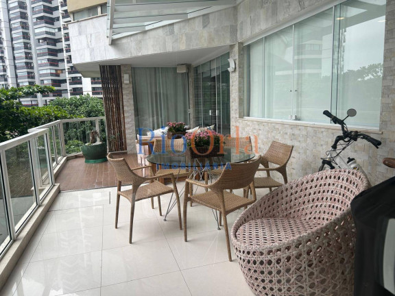 Imagem Apartamento com 3 Quartos à Venda, 220 m² em Barra Da Tijuca - Rio De Janeiro Imagem Apartamento com 3 Quartos à Venda, 220 m² em Barra Da Tijuca - Rio De Janeiro