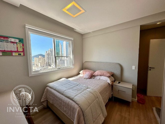 Imagem Cobertura com 4 Quartos à Venda, 240 m² em Centro - Balneário Camboriú Imagem Cobertura com 4 Quartos à Venda, 240 m² em Centro - Balneário Camboriú