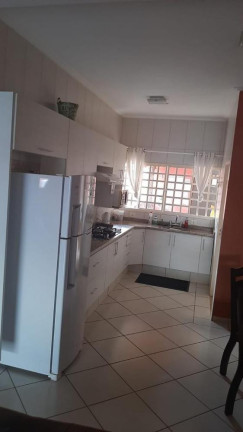 Imagem Casa com 3 Quartos à Venda, 174 m² em Nova Tatuí - Tatuí Imagem Casa com 3 Quartos à Venda, 174 m² em Nova Tatuí - Tatuí