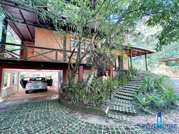 Imagem Casa com 3 Quartos à Venda, 330 m² em Praia Do Estaleiro - Balneário Camboriú