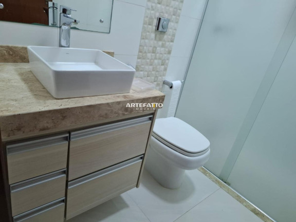 Imagem Casa com 3 Quartos à Venda, 200 m² Imagem Casa com 3 Quartos à Venda, 200 m²