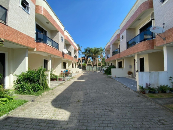 Imagem Casa com 3 Quartos à Venda, 97 m² em Ingleses Do Rio Vermelho - Florianópolis