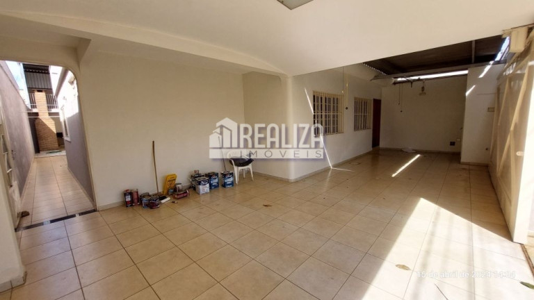 Imagem Sobrado com 4 Quartos para Alugar, 300 m² em Jardim Induberaba - Uberaba Imagem Sobrado com 4 Quartos para Alugar, 300 m² em Jardim Induberaba - Uberaba