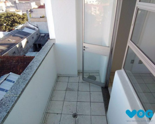 Imagem Imóvel com 2 Quartos à Venda, 64 m² em Farroupilha - Porto Alegre