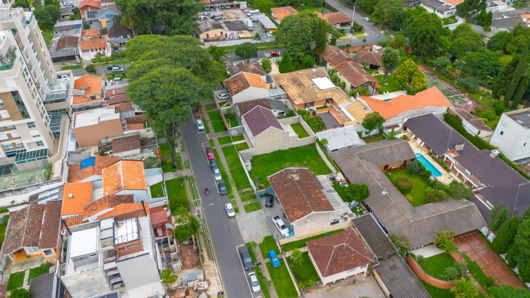 Imagem Terreno à Venda, 325 m² em Vila Izabel - Curitiba