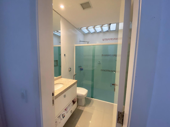 Imagem Casa de Condomínio com 3 Quartos à Venda, 238 m² em Santo Inácio - Curitiba Imagem Casa de Condomínio com 3 Quartos à Venda, 238 m² em Santo Inácio - Curitiba