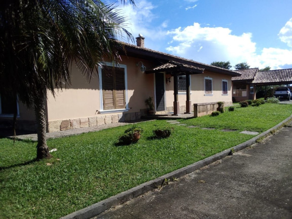 Imagem Chácara com 5 Quartos à Venda, 200 m² em Vila Santos - Caçapava Imagem Chácara com 5 Quartos à Venda, 200 m² em Vila Santos - Caçapava