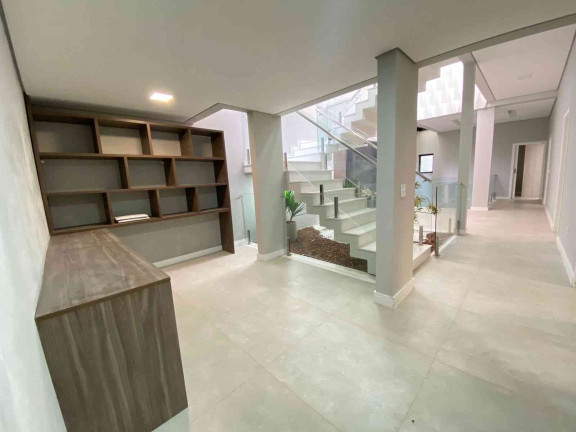 Imagem Casa com 4 Quartos à Venda, 230 m² em Aruã - Mogi Das Cruzes Imagem Casa com 4 Quartos à Venda, 230 m² em Aruã - Mogi Das Cruzes