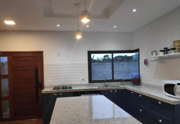 Imagem Casa com 2 Quartos à Venda, 110 m² em Parque Lago Azul - Pindamonhangaba Imagem Casa com 2 Quartos à Venda, 110 m² em Parque Lago Azul - Pindamonhangaba