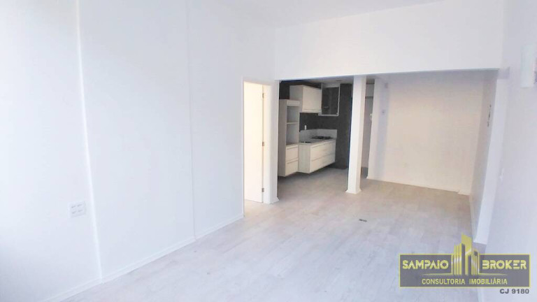 Imagem Apartamento com 2 Quartos à Venda,  em Laranjeiras - Rio De Janeiro