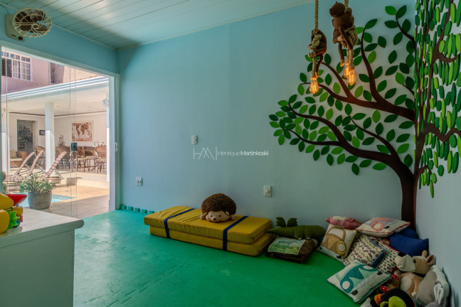 Imagem Casa com 3 Quartos à Venda, 352 m² em Mossunguê - Curitiba Imagem Casa com 3 Quartos à Venda, 352 m² em Mossunguê - Curitiba