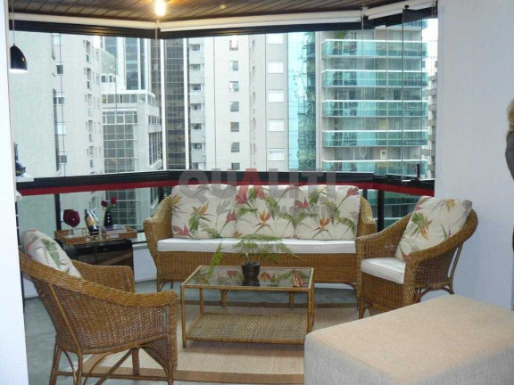 Imagem Apartamento com 4 Quartos à Venda, 181 m² em Itaim Bibi - São Paulo