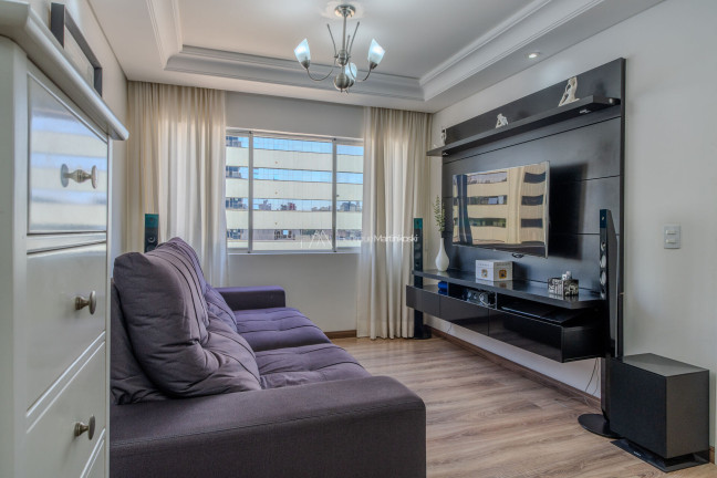 Imagem Apartamento com 3 Quartos à Venda, 79 m² em Cabral - Curitiba
