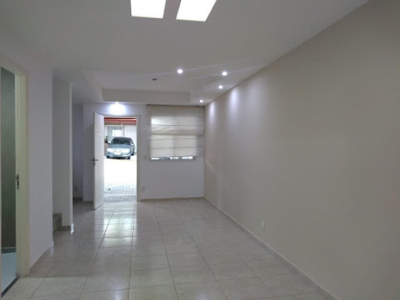Imagem Casa com 3 Quartos à Venda, 200 m² em Vila Oliveira - Mogi Das Cruzes Imagem Casa com 3 Quartos à Venda, 200 m² em Vila Oliveira - Mogi Das Cruzes