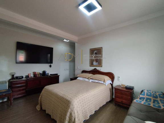 Imagem Casa com 3 Quartos à Venda, 200 m² em Centro - Botucatu Imagem Casa com 3 Quartos à Venda, 200 m² em Centro - Botucatu