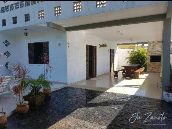 Imagem Casa com 3 Quartos à Venda, 160 m² em Centro - Guaratuba Imagem Casa com 3 Quartos à Venda, 160 m² em Centro - Guaratuba