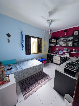 Imagem Casa com 3 Quartos à Venda, 250 m² em Jardim Terras De São João - Jacareí Imagem Casa com 3 Quartos à Venda, 250 m² em Jardim Terras De São João - Jacareí