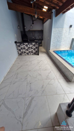 Imagem Casa com 2 Quartos à Venda, 150 m² em Centro - São Vicente Imagem Casa com 2 Quartos à Venda, 150 m² em Centro - São Vicente