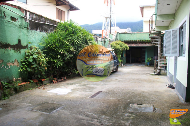 Imagem Casa com 8 Quartos à Venda, 135 m² em Perequê Açu - Ubatuba Imagem Casa com 8 Quartos à Venda, 135 m² em Perequê Açu - Ubatuba