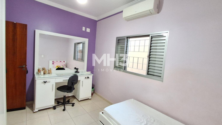 Imagem Casa com 3 Quartos à Venda, 170 m² em Vila Menuzzo - Sumaré Imagem Casa com 3 Quartos à Venda, 170 m² em Vila Menuzzo - Sumaré