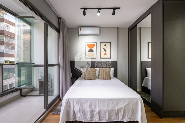 Imagem Imóvel com 1 Quarto à Venda, 32 m² em Jardim Das Acácias - São Paulo Imagem Imóvel com 1 Quarto à Venda, 32 m² em Jardim Das Acácias - São Paulo