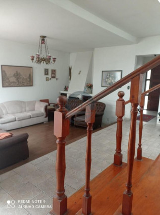 Imagem Casa com 4 Quartos à Venda, 284 m² em Centro - Pelotas Imagem Casa com 4 Quartos à Venda, 284 m² em Centro - Pelotas
