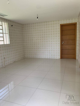 Imagem Casa com 3 Quartos à Venda, 174 m² Imagem Casa com 3 Quartos à Venda, 174 m²