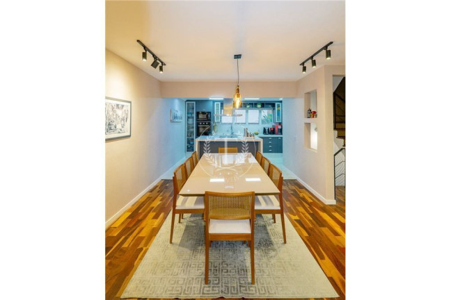 Imagem Casa com 3 Quartos à Venda, 204 m² em São Paulo Imagem Casa com 3 Quartos à Venda, 204 m² em São Paulo