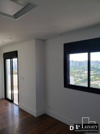 Imagem Cobertura com 3 Quartos à Venda, 265 m² em Itaim Bibi - São Paulo