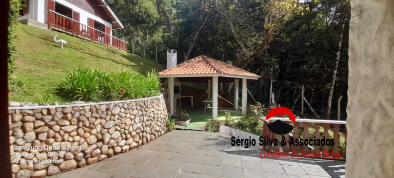 Imagem Casa com 4 Quartos à Venda, 1 m² em Vila Natal - Campos Do Jordão Imagem Casa com 4 Quartos à Venda, 1 m² em Vila Natal - Campos Do Jordão