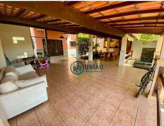 Imagem Casa com 3 Quartos à Venda, 350 m² em Mata Paca - Niterói