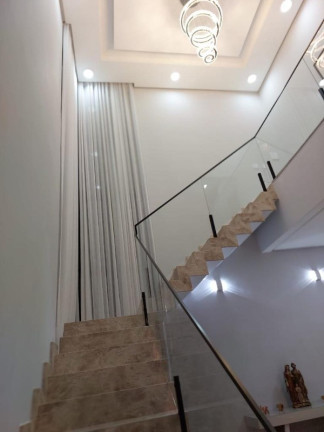 Imagem Casa com 3 Quartos à Venda, 275 m² em Ponta Negra - Manaus Imagem Casa com 3 Quartos à Venda, 275 m² em Ponta Negra - Manaus