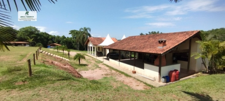 Imagem Chácara com 2 Quartos à Venda, 15.000 m² em Sebandilha - Mairinque Imagem Chácara com 2 Quartos à Venda, 15.000 m² em Sebandilha - Mairinque