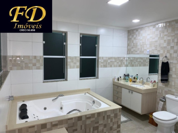 Imagem Casa com 3 Quartos à Venda, 703 m² em Terra Preta - Mairiporã