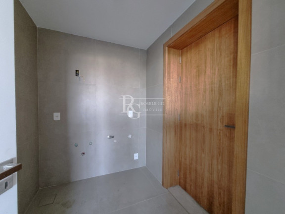 Imagem Imóvel com 3 Quartos à Venda, 201 m² em Três Figueiras - Porto Alegre Imagem Imóvel com 3 Quartos à Venda, 201 m² em Três Figueiras - Porto Alegre