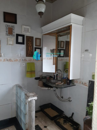 Imagem Sobrado com 2 Quartos à Venda, 80 m² em Vila Sonia - Praia Grande Imagem Sobrado com 2 Quartos à Venda, 80 m² em Vila Sonia - Praia Grande