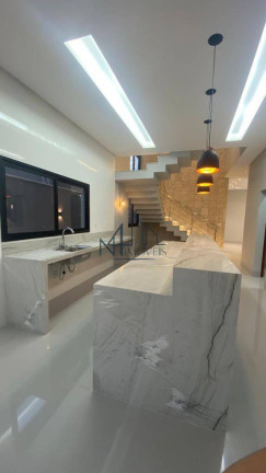 Imagem Sobrado com 3 Quartos à Venda, 312 m² em Residencial Parqville Jacarandá - Aparecida De Goiânia Imagem Sobrado com 3 Quartos à Venda, 312 m² em Residencial Parqville Jacarandá - Aparecida De Goiânia