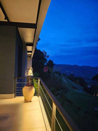 Imagem Casa com 3 Quartos à Venda, 419 m² em Meleiros - Gonçalves Imagem Casa com 3 Quartos à Venda, 419 m² em Meleiros - Gonçalves