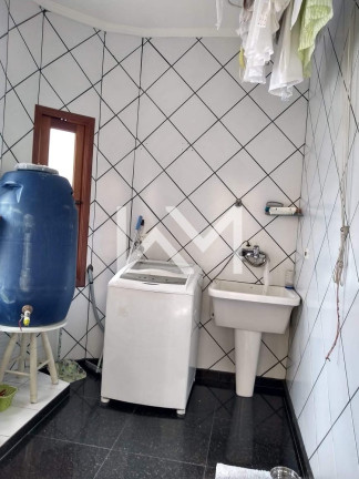 Imagem Sobrado com 3 Quartos à Venda, 305 m² em Jardim Santa Clara - Guarulhos Imagem Sobrado com 3 Quartos à Venda, 305 m² em Jardim Santa Clara - Guarulhos