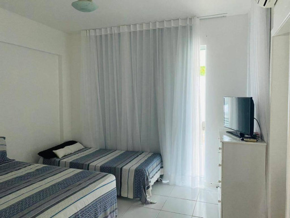 Imagem Casa com 4 Quartos à Venda, 536 m² em Abrantes - Camaçari