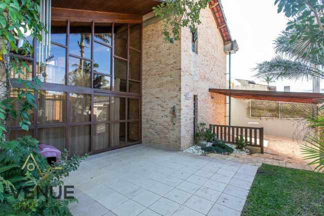 Imagem Casa com 5 Quartos à Venda, 229 m² em Pr Arrastão - São Sebastião Imagem Casa com 5 Quartos à Venda, 229 m² em Pr Arrastão - São Sebastião