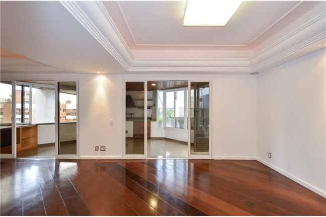 Imagem Imóvel com 3 Quartos à Venda, em Vila Andrade - São Paulo Imagem Imóvel com 3 Quartos à Venda, em Vila Andrade - São Paulo