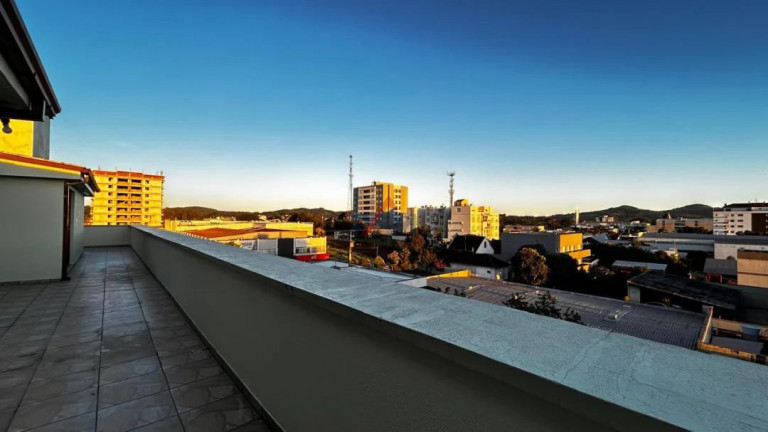 Imagem Imóvel com 2 Quartos à Venda, 102 m² em Centro - Dois Irmãos Imagem Imóvel com 2 Quartos à Venda, 102 m² em Centro - Dois Irmãos