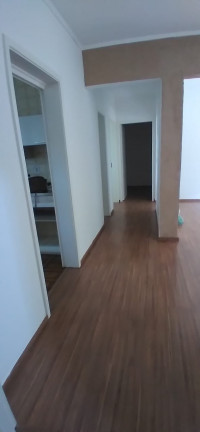 Imagem Imóvel com 3 Quartos à Venda, 70 m² em Camaquã - Porto Alegre Imagem Imóvel com 3 Quartos à Venda, 70 m² em Camaquã - Porto Alegre