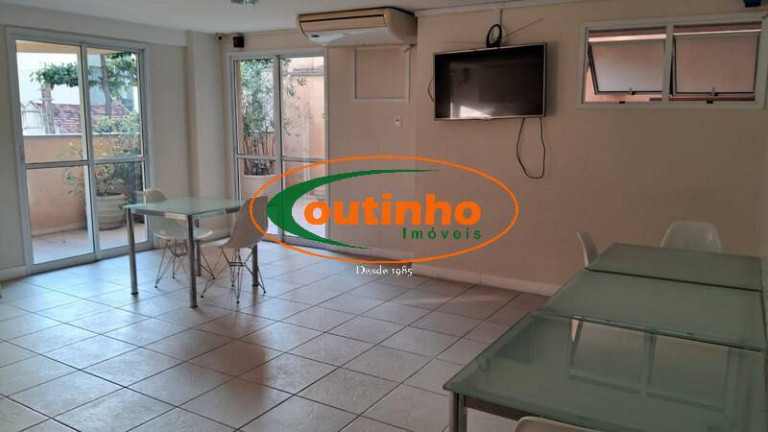 Imagem Apartamento com 2 Quartos à Venda, 62 m² em Tijuca - Rio De Janeiro Imagem Apartamento com 2 Quartos à Venda, 62 m² em Tijuca - Rio De Janeiro